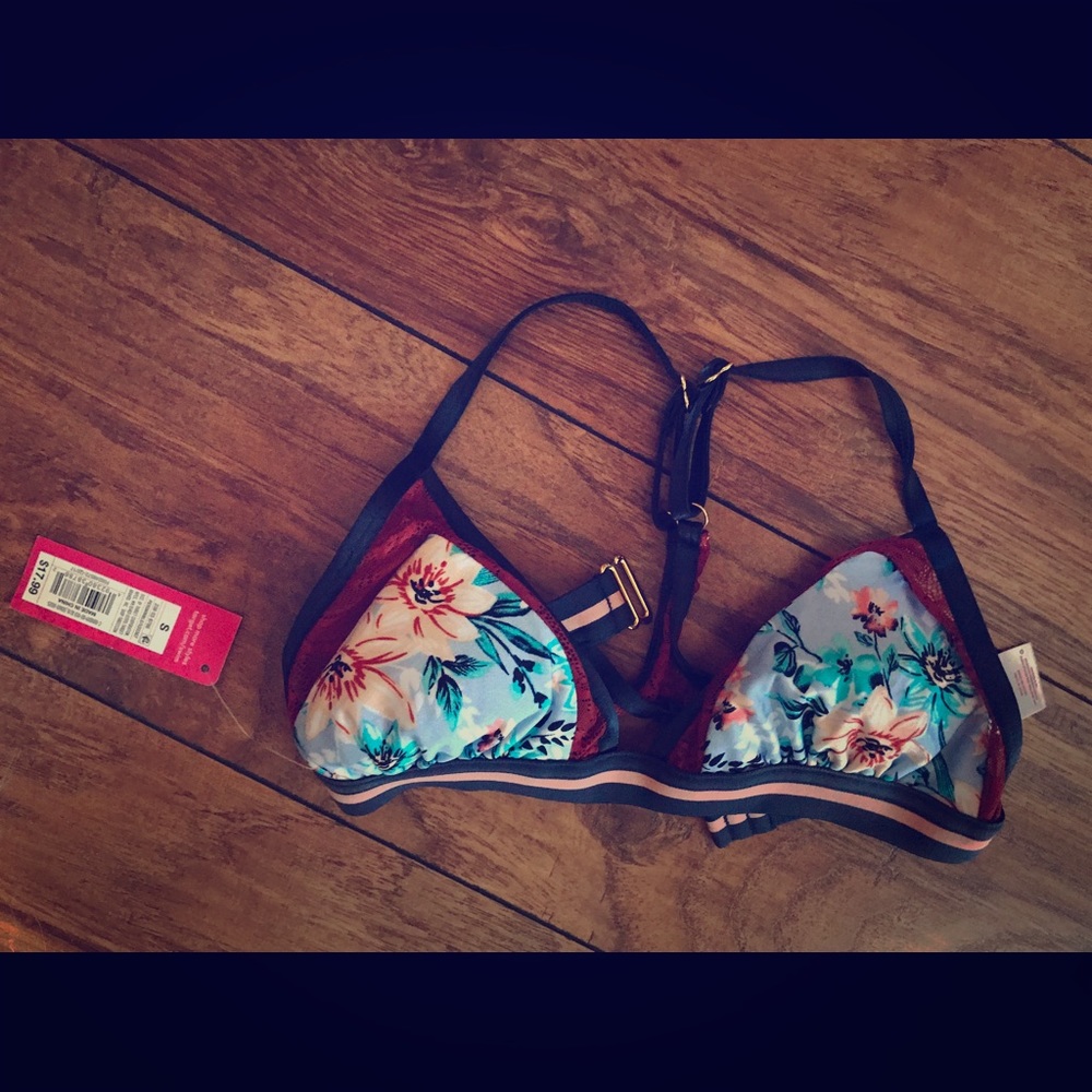 NWT floral bikini top size small